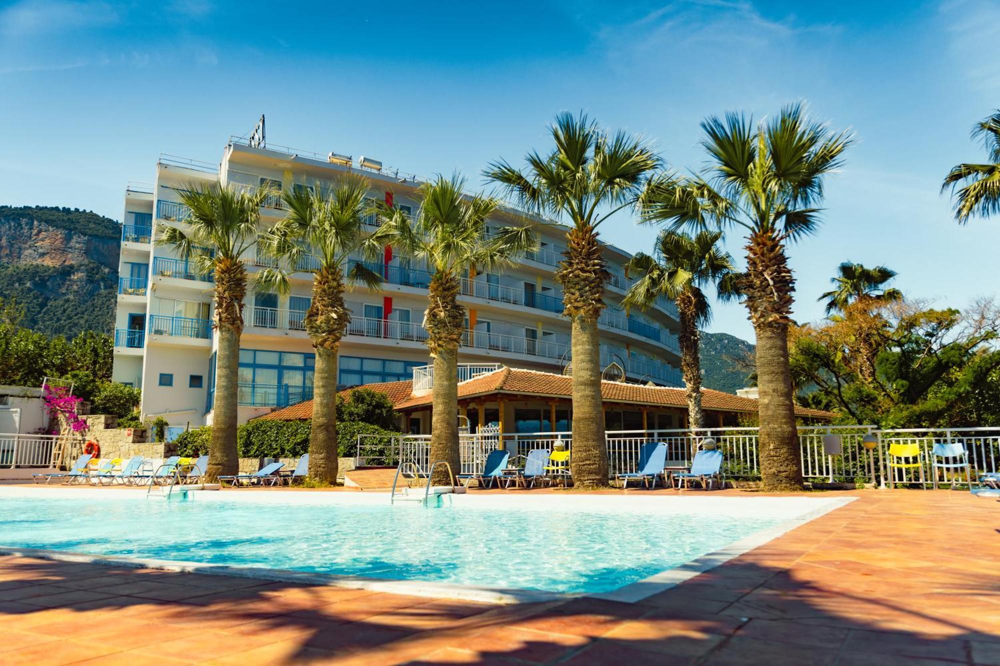 Hotel Sissy Kamena Vourla Eksteriør billede